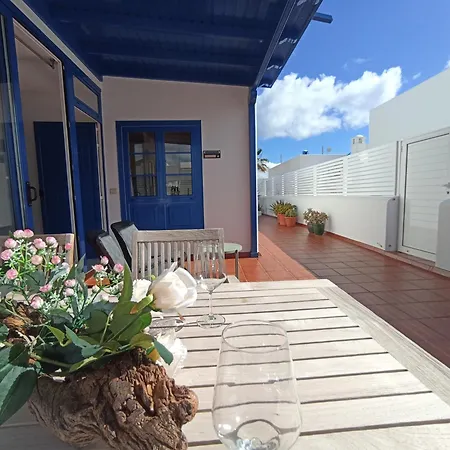 Semesterbostad Casa Rosa Puerto Calero