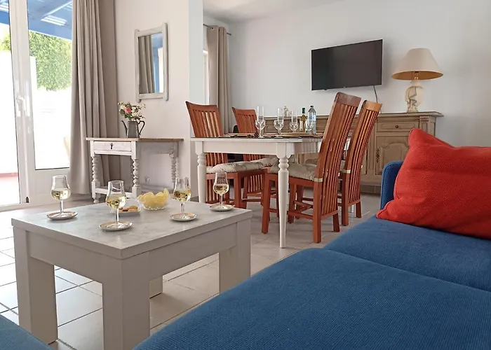 Casa Rosa * Puerto Calero